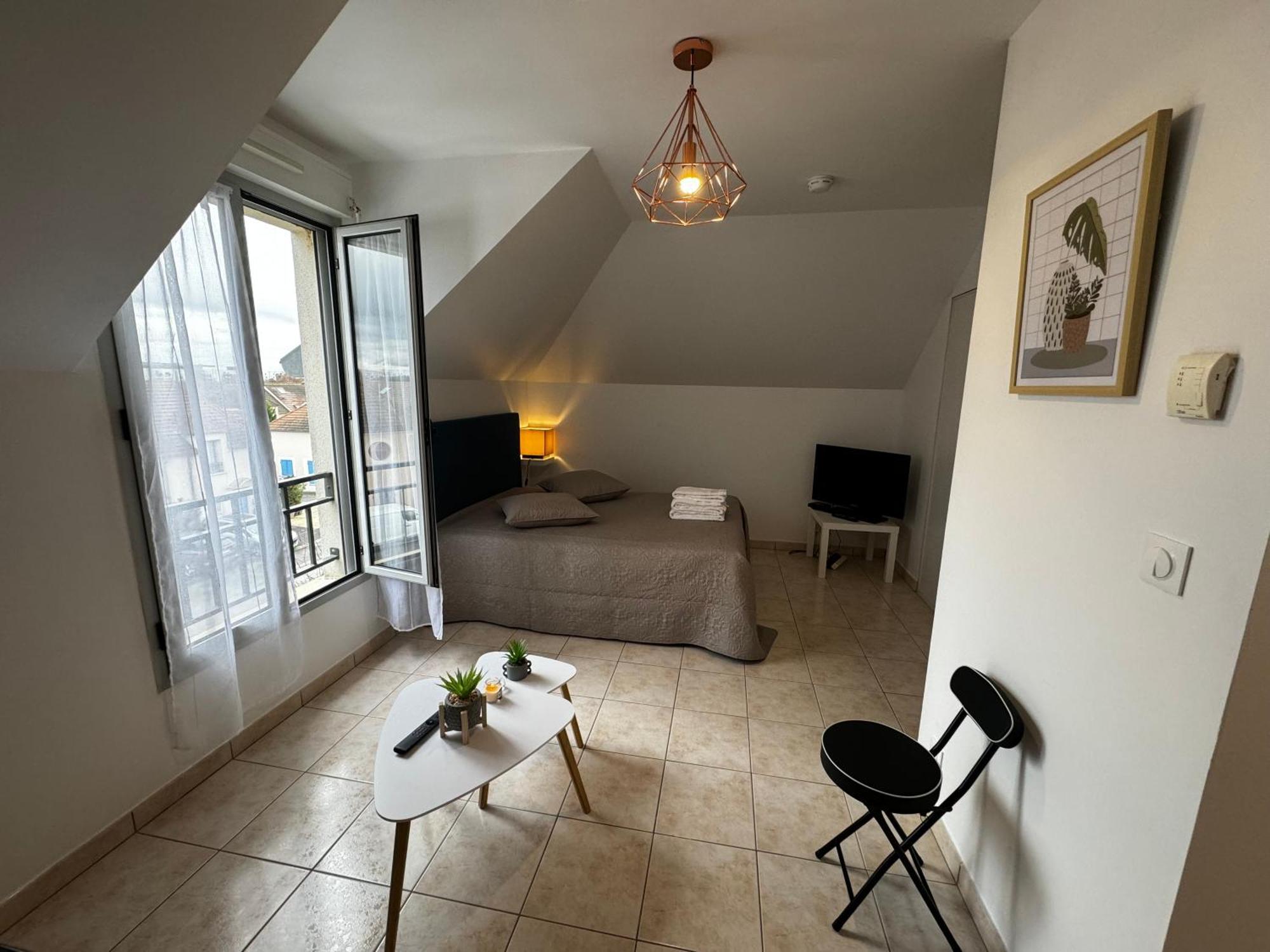Appartamento Le Studio Du 72 Bussy-Saint-Georges Esterno foto
